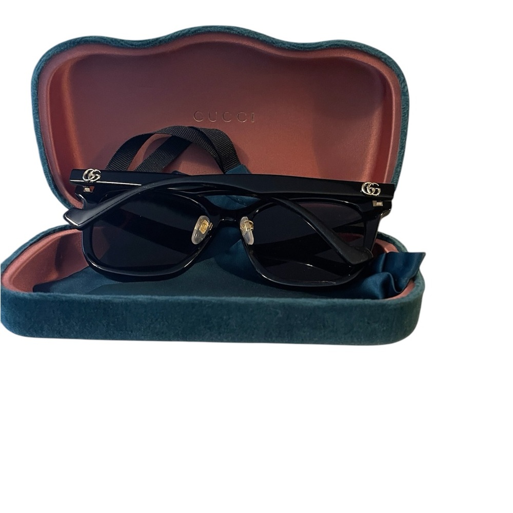 Gucci Black Sunglasses